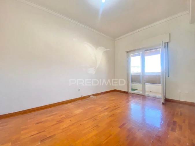 Apartamento T3 para Venda em Santa Iria de Azoia, São João da Talha e Bobadela Foto 11