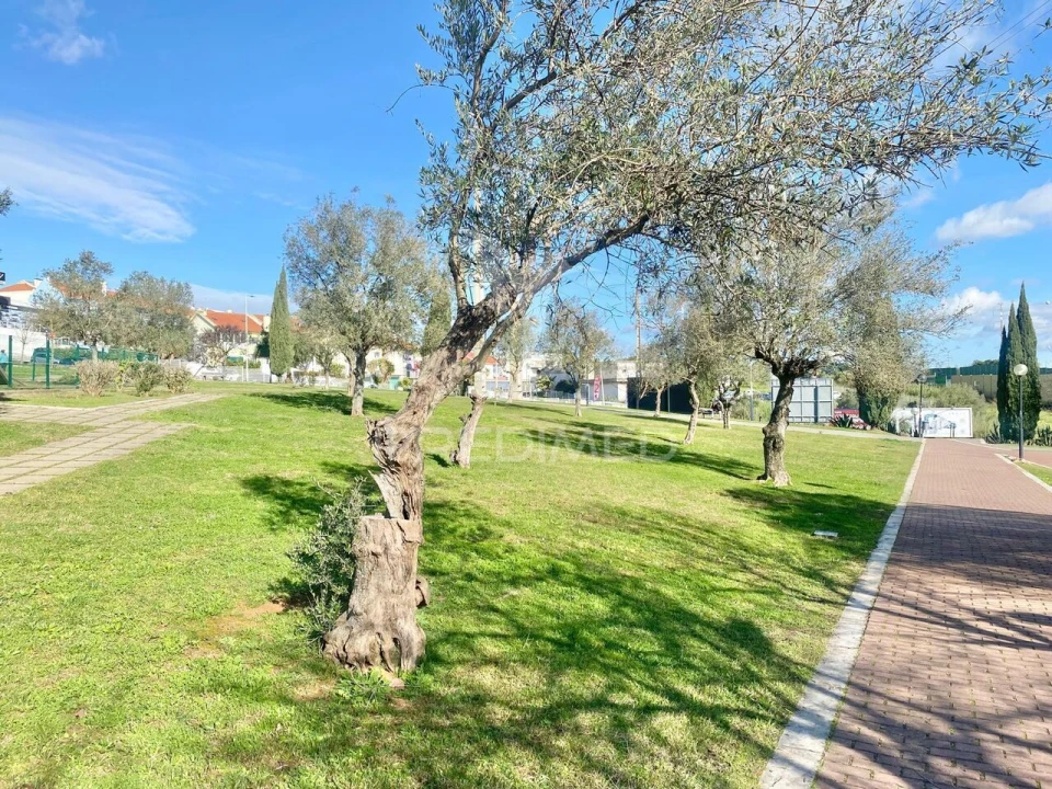Apartamento T3 para Venda em Santa Iria de Azoia, São João da Talha e Bobadela Foto 36
