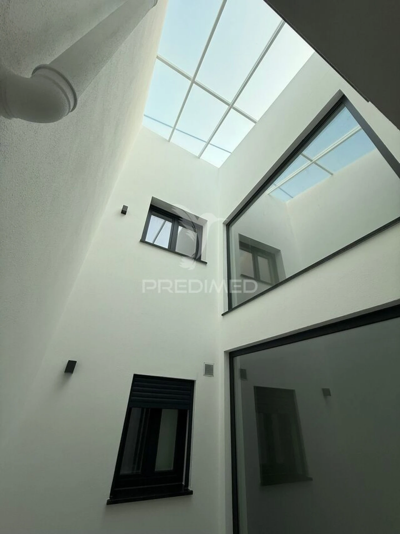 Moradia T2 para Venda em Santa Maria, São Pedro e Matacães Foto 9