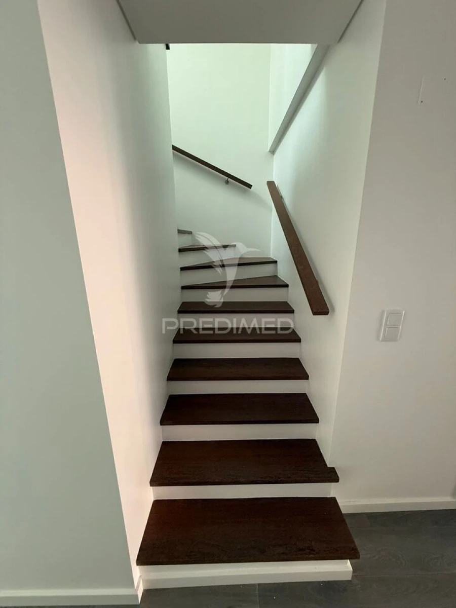 Moradia T2 para Venda em Santa Maria, São Pedro e Matacães Foto 10