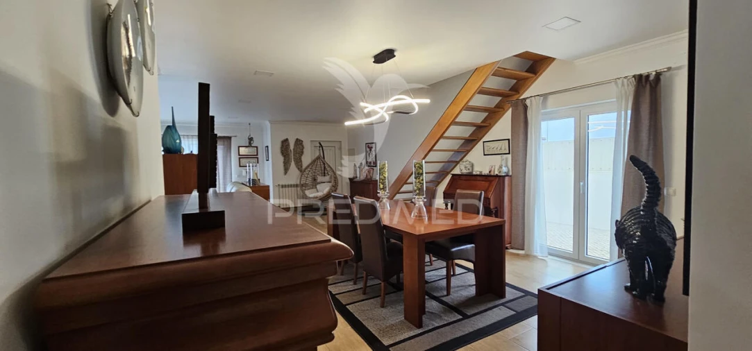 Moradia T4 para Venda em Salvaterra de Magos e Foros de Salvaterra Foto 3