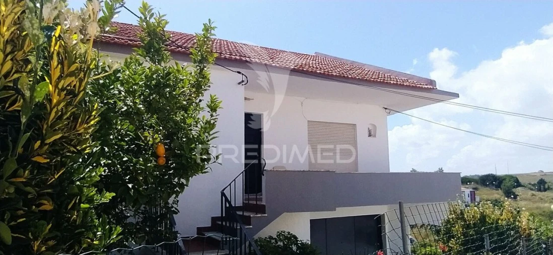 Moradia T6 para Venda em Caparica e Trafaria Foto 9