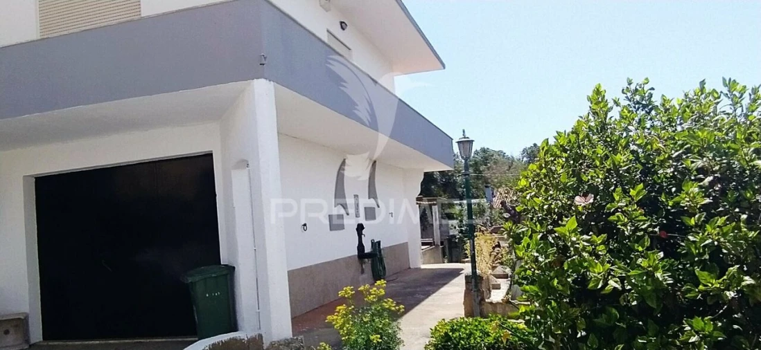 Moradia T6 para Venda em Caparica e Trafaria Foto 6