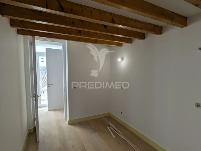 Apartamento T2 para Venda em Viseu Foto 1