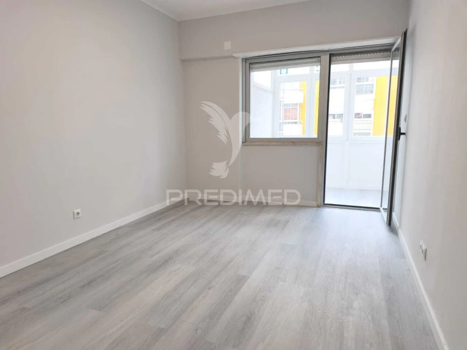 Apartamento T2 para Venda em Oeiras e São Julião da Barra, Paço de Arcos e Caxias Foto 7