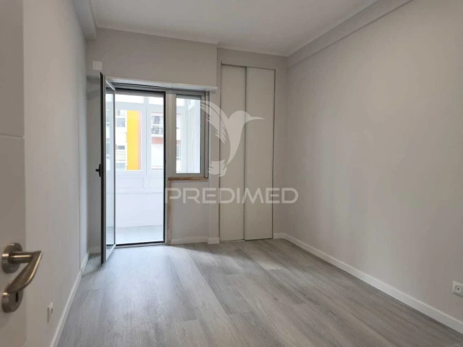 Apartamento T2 para Venda em Oeiras e São Julião da Barra, Paço de Arcos e Caxias Foto 9