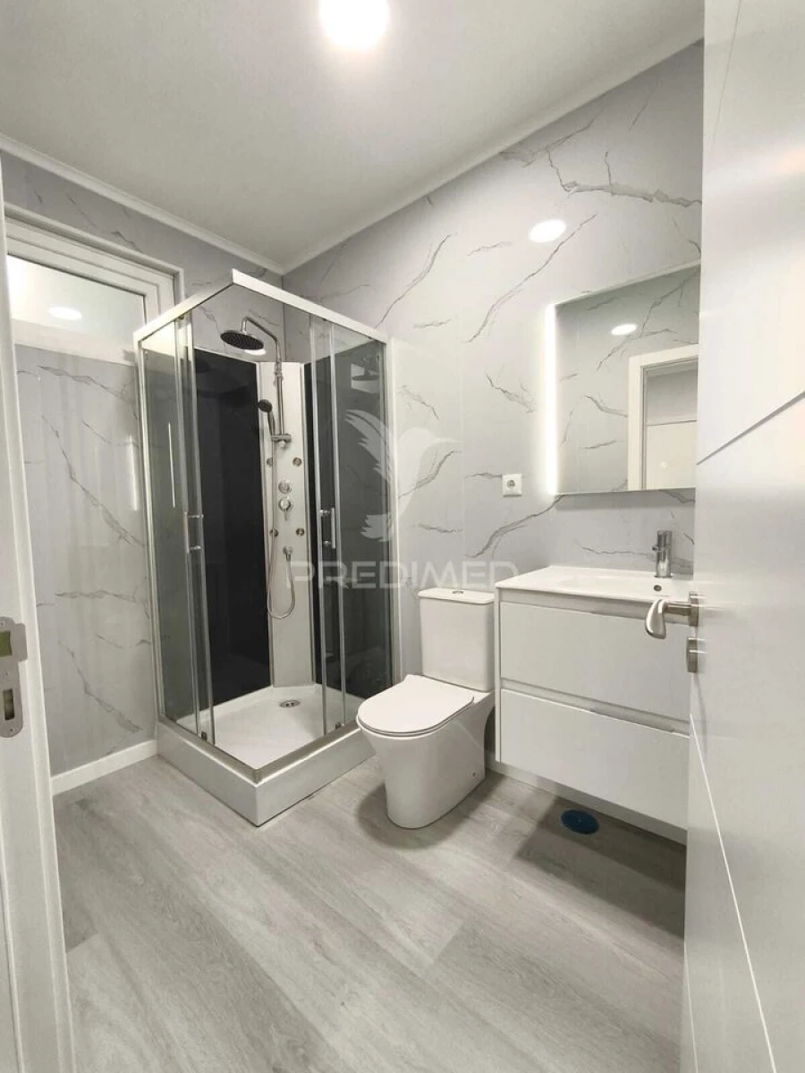 Apartamento T2 para Venda em Oeiras e São Julião da Barra, Paço de Arcos e Caxias Foto 10