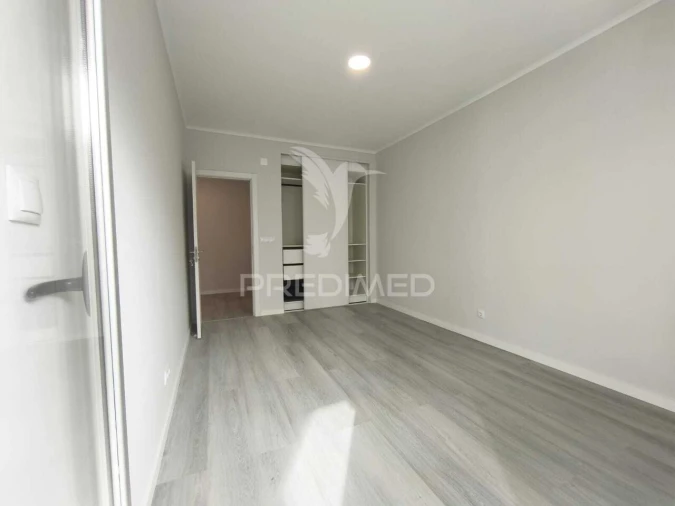 Apartamento T2 para Venda em Oeiras e São Julião da Barra, Paço de Arcos e Caxias Foto 6