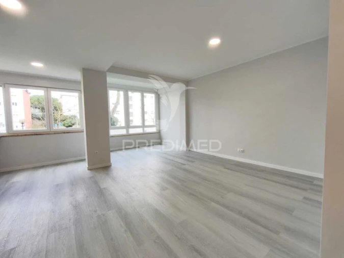 Apartamento T2 para Venda em Oeiras e São Julião da Barra, Paço de Arcos e Caxias Foto 4