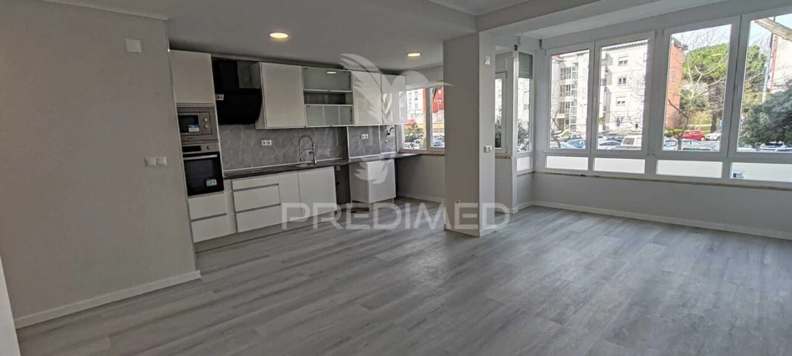 Apartamento T2 para Venda em Oeiras e São Julião da Barra, Paço de Arcos e Caxias Foto 9