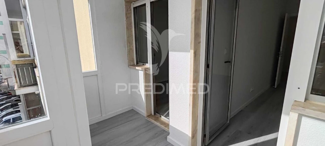 Apartamento T2 para Venda em Oeiras e São Julião da Barra, Paço de Arcos e Caxias Foto 11