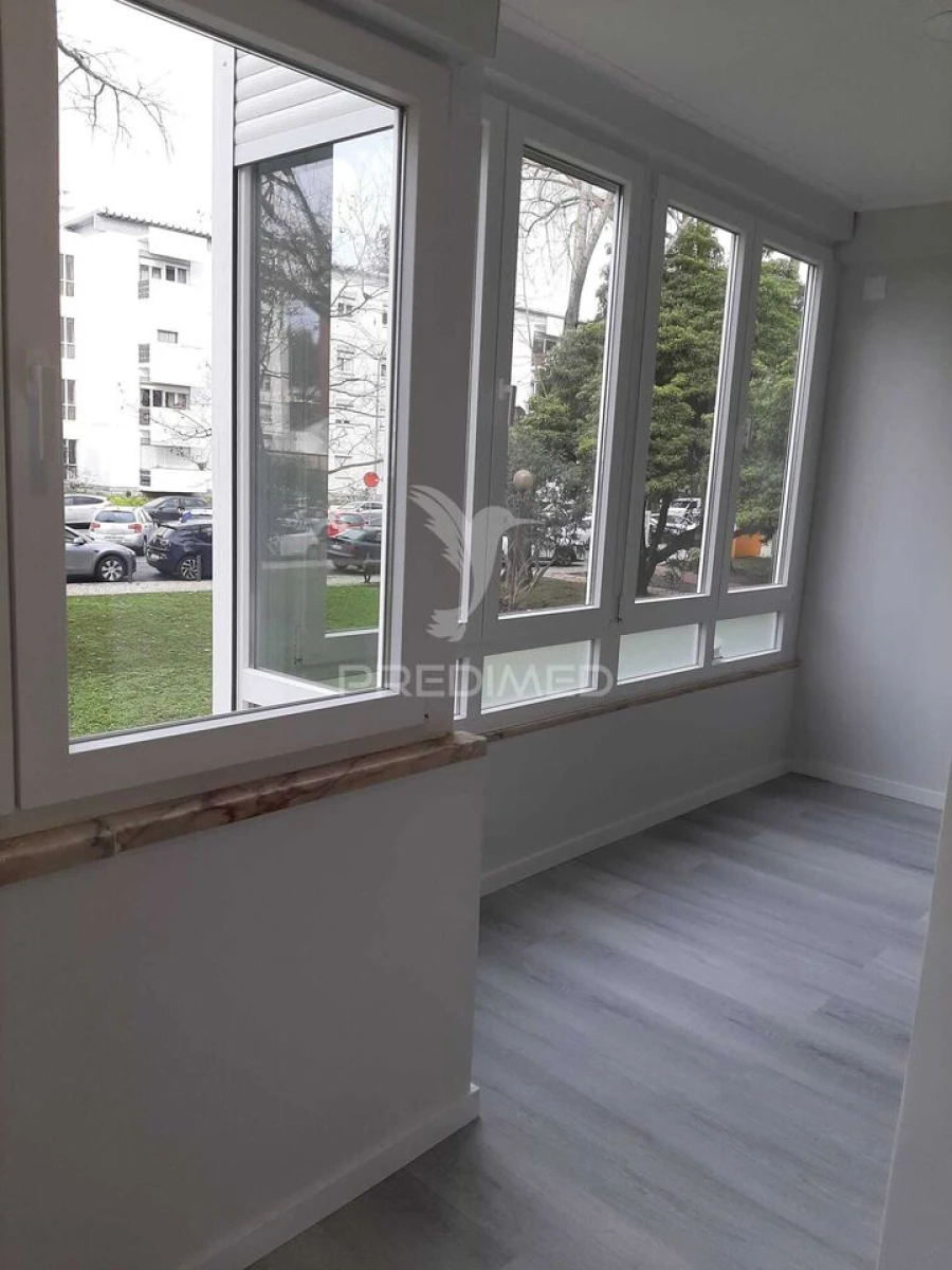 Apartamento T2 para Venda em Oeiras e São Julião da Barra, Paço de Arcos e Caxias Foto 6