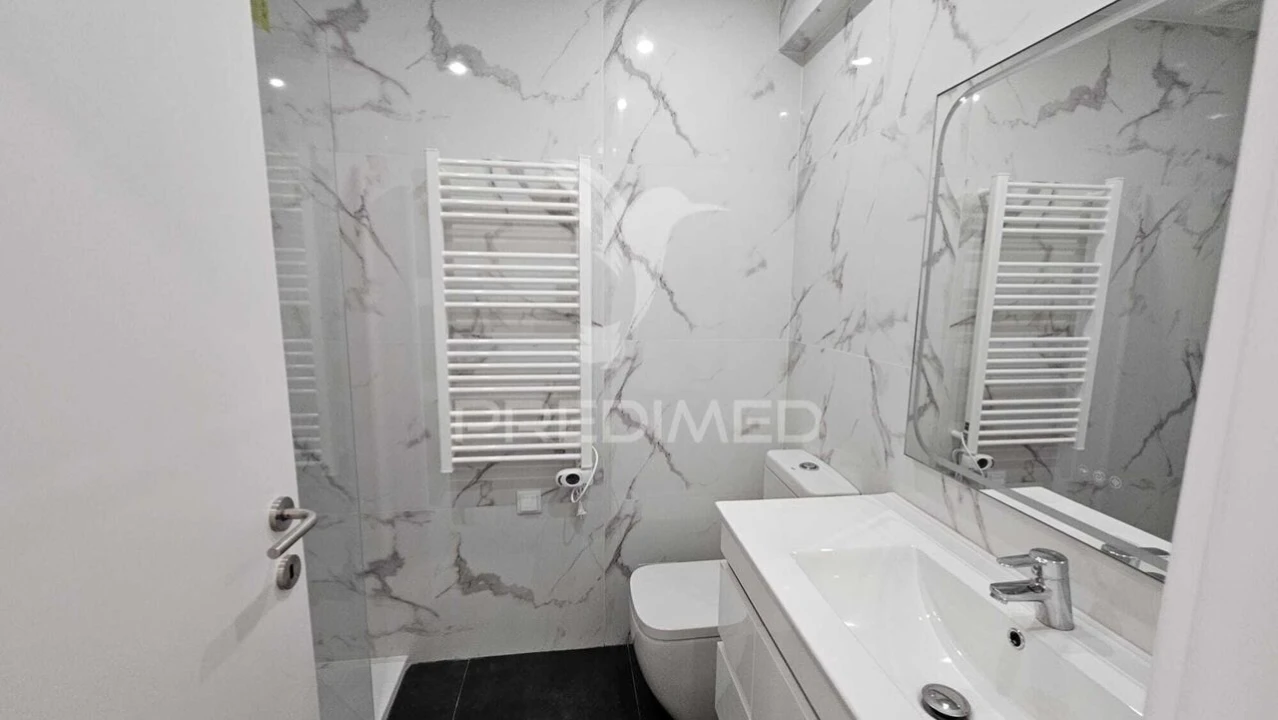 Apartamento T2 para Venda em Cascais e Estoril Foto 9