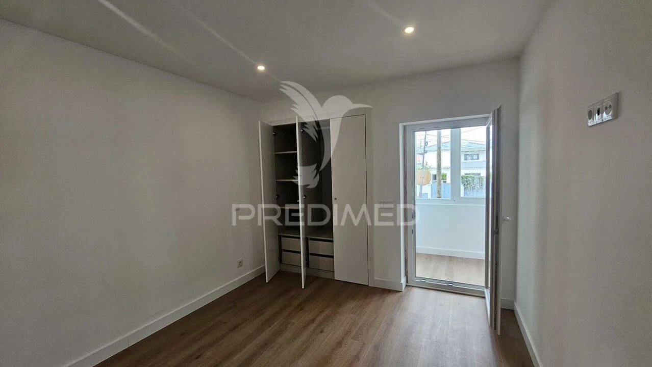 Apartamento T2 para Venda em Cascais e Estoril Foto 8