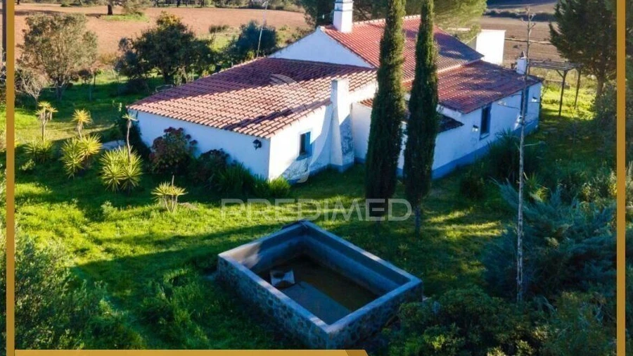 Quinta T3 para Venda em São Domingos e Vale de Água