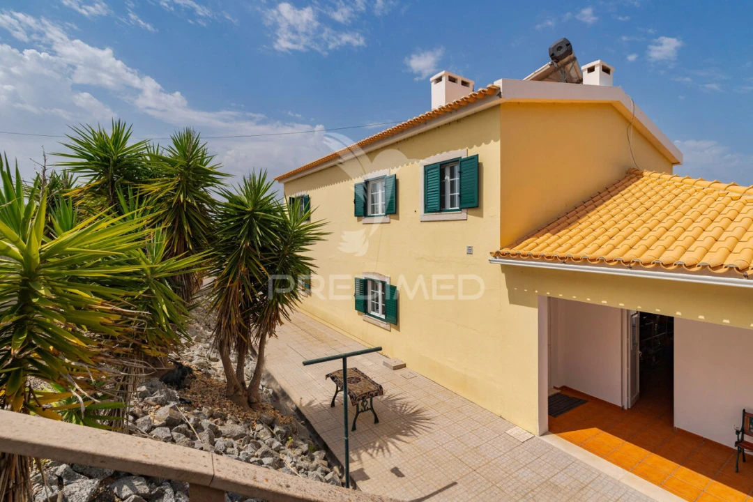 Moradia T5 para Venda em Santa Maria do Castelo e Santiago e Santa Susana Foto 34