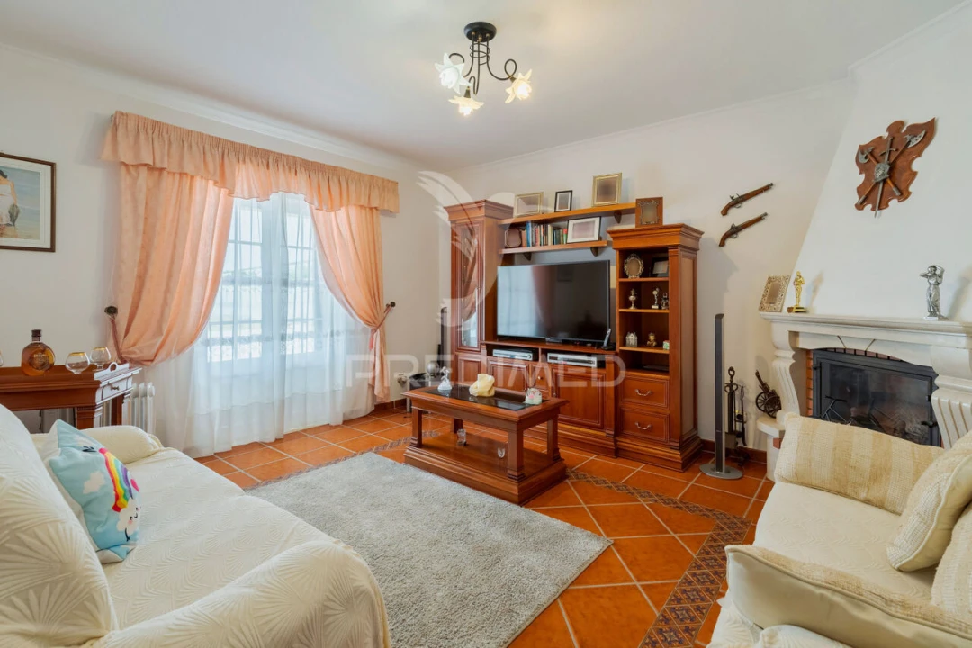 Moradia T5 para Venda em Santa Maria do Castelo e Santiago e Santa Susana Foto 5