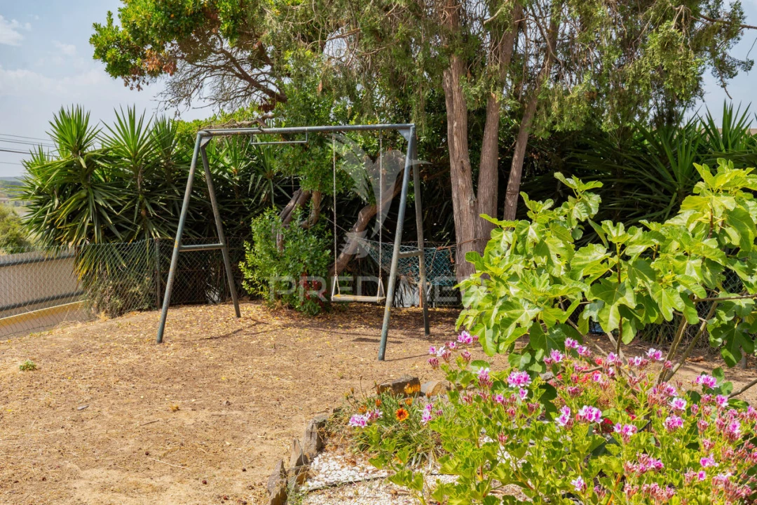 Moradia T5 para Venda em Santa Maria do Castelo e Santiago e Santa Susana Foto 31