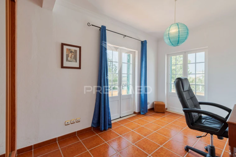 Moradia T5 para Venda em Santa Maria do Castelo e Santiago e Santa Susana Foto 20