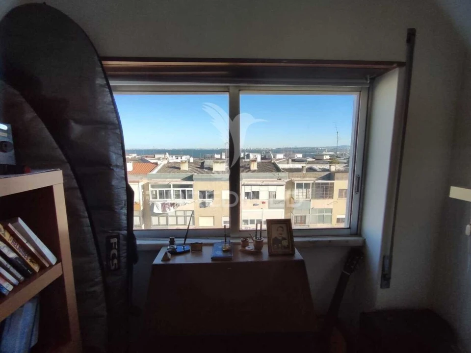 Apartamento T3 para Venda em Almada, Cova da Piedade, Pragal e Cacilhas Foto 20