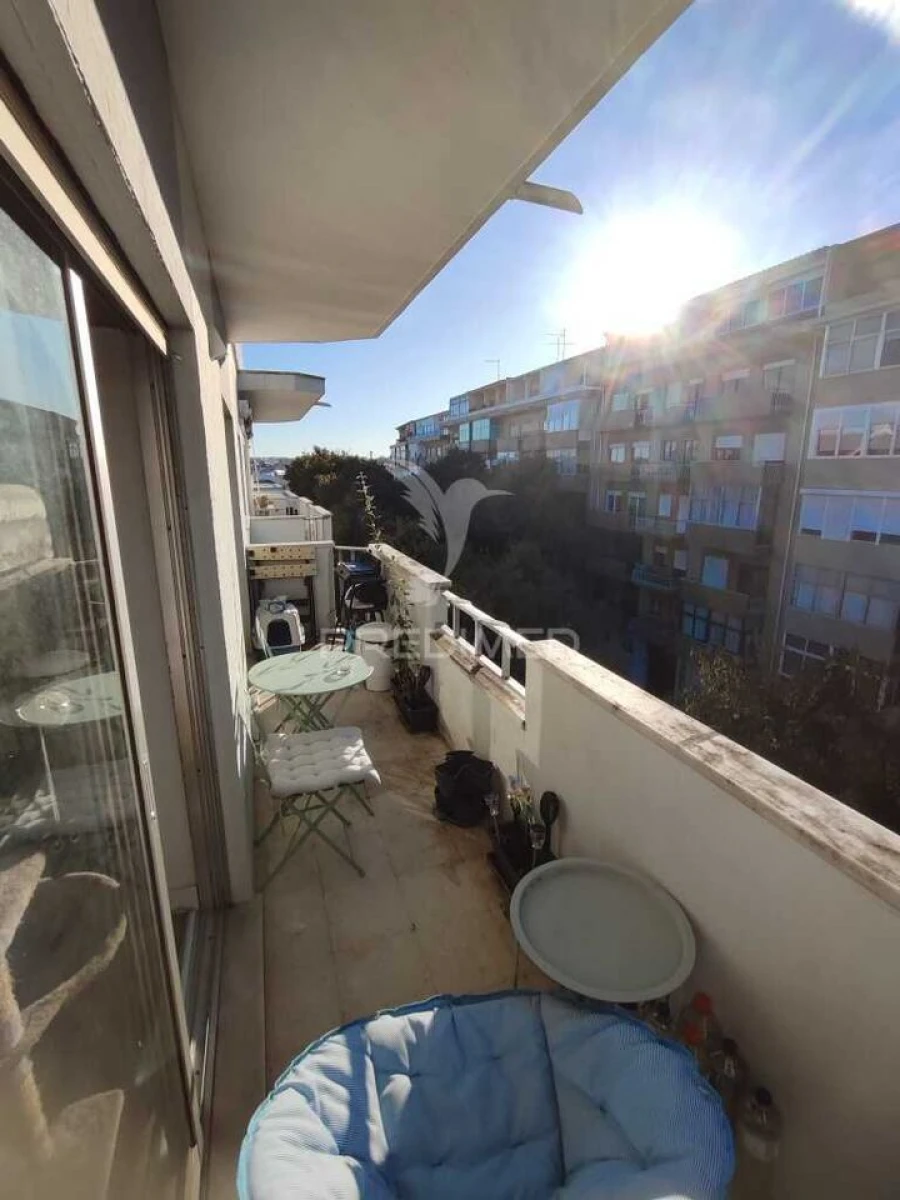 Apartamento T3 para Venda em Almada, Cova da Piedade, Pragal e Cacilhas Foto 22
