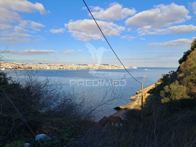 Prédio para Venda em Almada, Cova da Piedade, Pragal e Cacilhas Foto 19