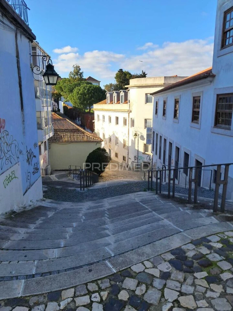 Prédio para Venda em Almada, Cova da Piedade, Pragal e Cacilhas Foto 16