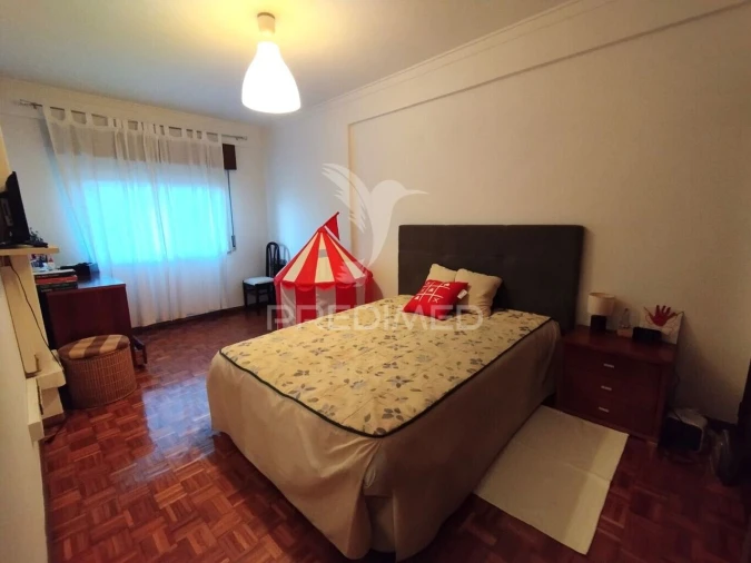 Apartamento T2 para Venda em Agualva e Mira-Sintra Foto 4