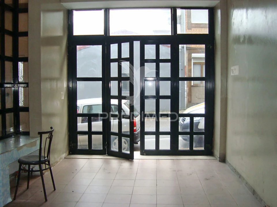 Loja para Venda em Cedofeita, Santo Ildefonso, Sé, Miragaia, São Nicolau e Vitória Foto 1