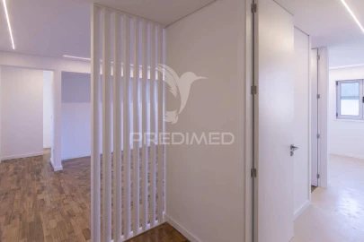 Apartamento T4 para Venda em Cedofeita, Santo Ildefonso, Sé, Miragaia, São Nicolau e Vitória