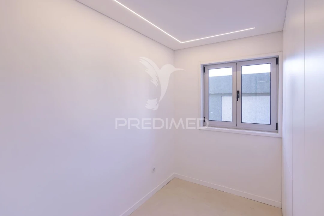 Apartamento T4 para Venda em Cedofeita, Santo Ildefonso, Sé, Miragaia, São Nicolau e Vitória Foto 19