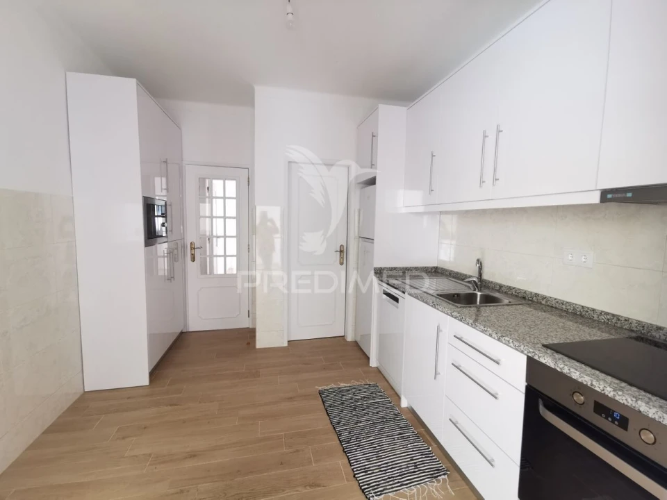 Apartamento T4 para Venda em Abrantes (São Vicente e São João) e Alferrarede Foto 2