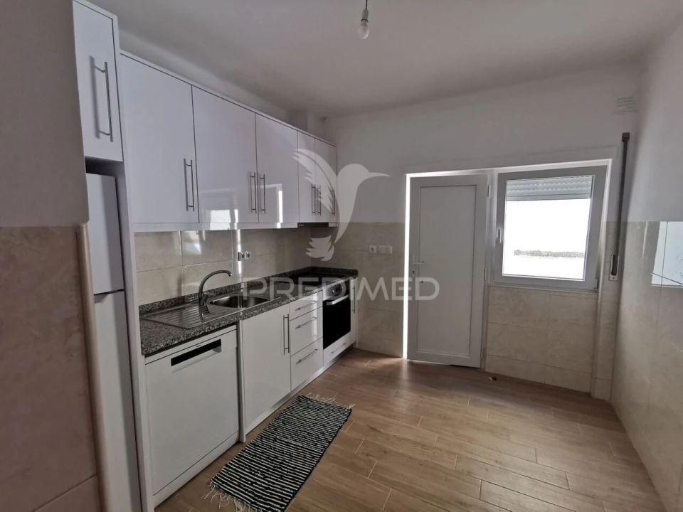 Apartamento T4 para Venda em Abrantes (São Vicente e São João) e Alferrarede Foto 1