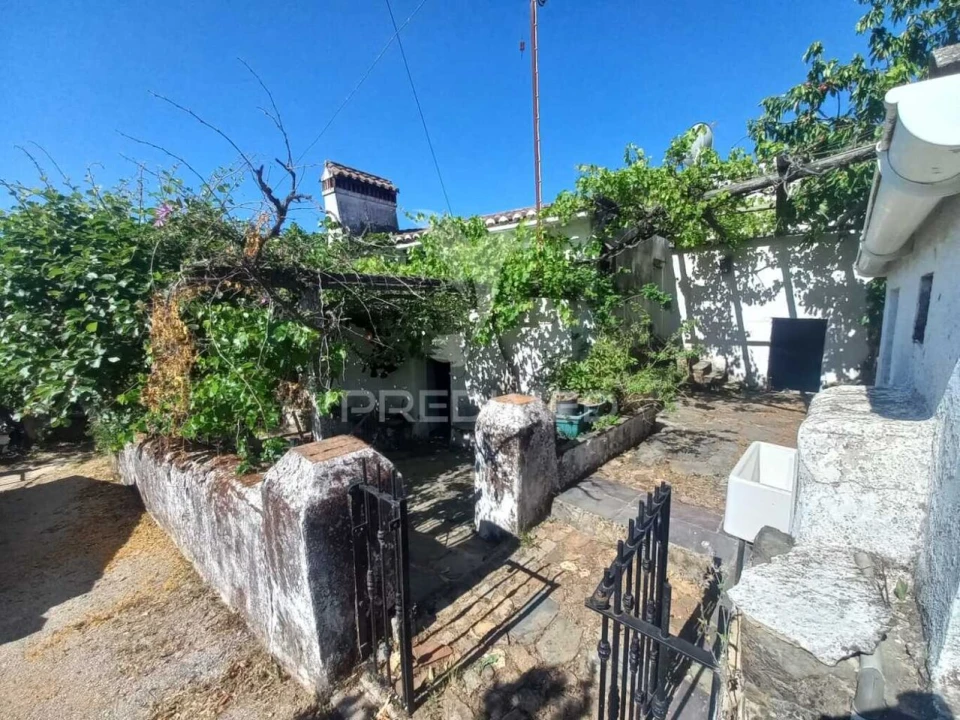 Quinta T2 para Venda em Reguengo e São Julião Foto 1