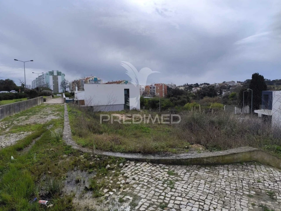 Terreno para Venda em Charneca de Caparica e Sobreda Foto 10