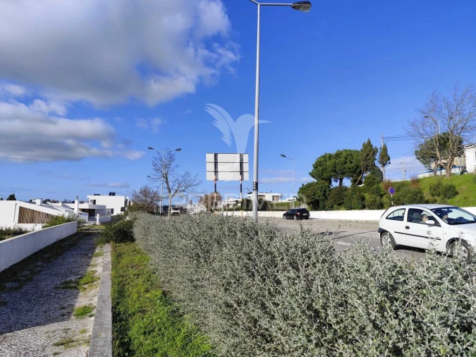 Terreno para Venda em Charneca de Caparica e Sobreda Foto 2