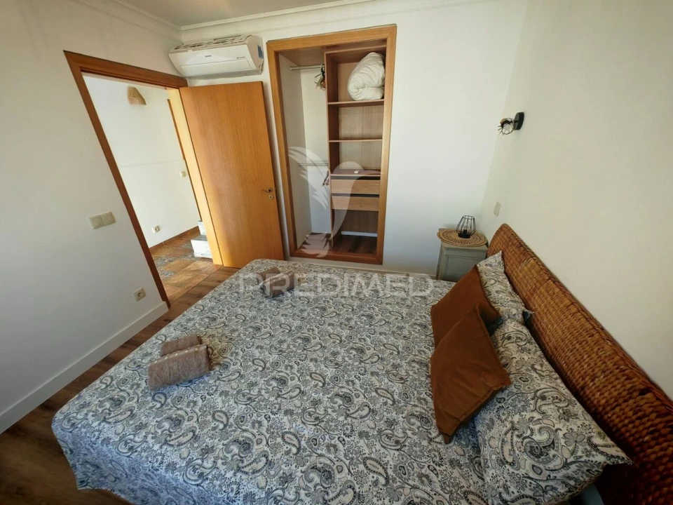 Moradia T5 para Venda em Estômbar e Parchal Foto 10