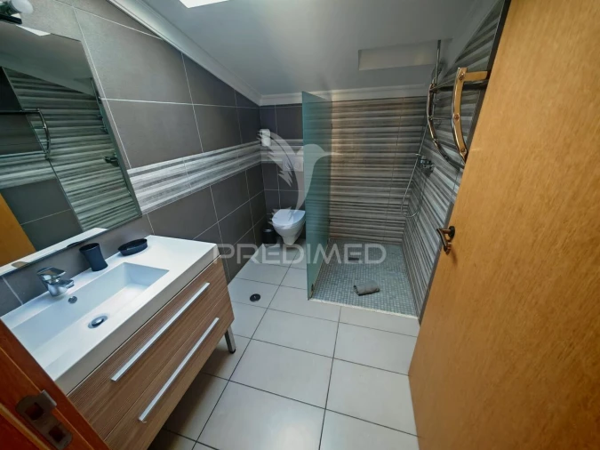 Moradia T5 para Venda em Estômbar e Parchal Foto 27