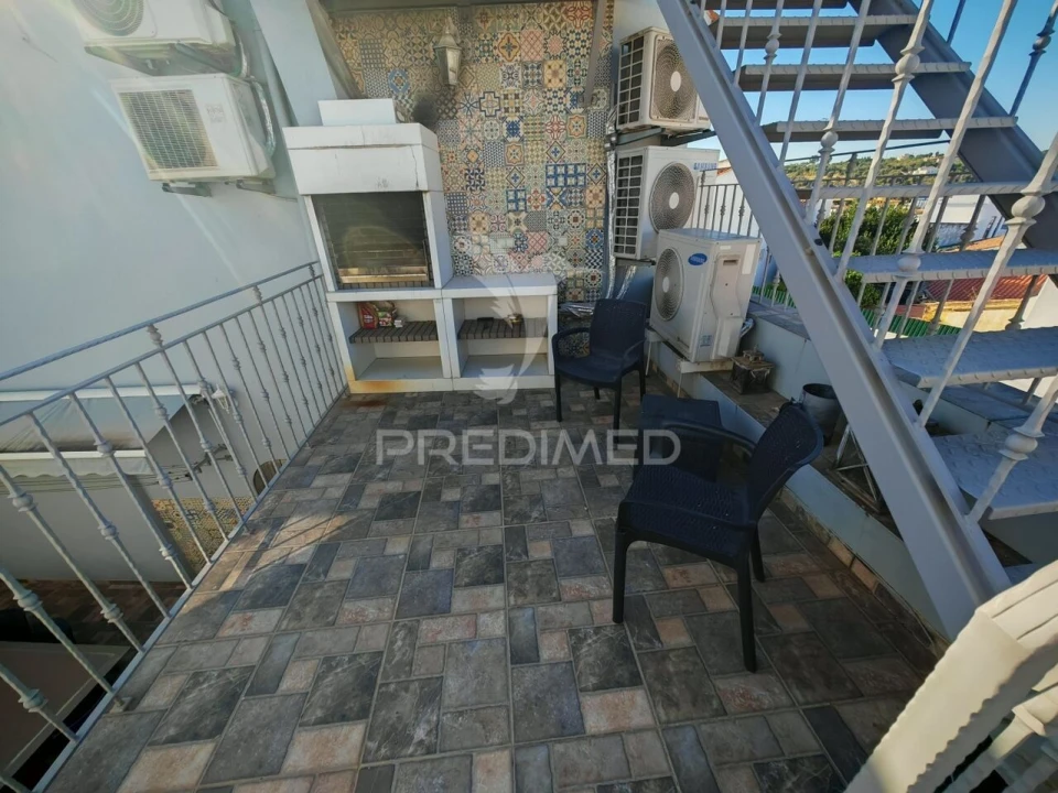 Moradia T5 para Venda em Estômbar e Parchal Foto 16