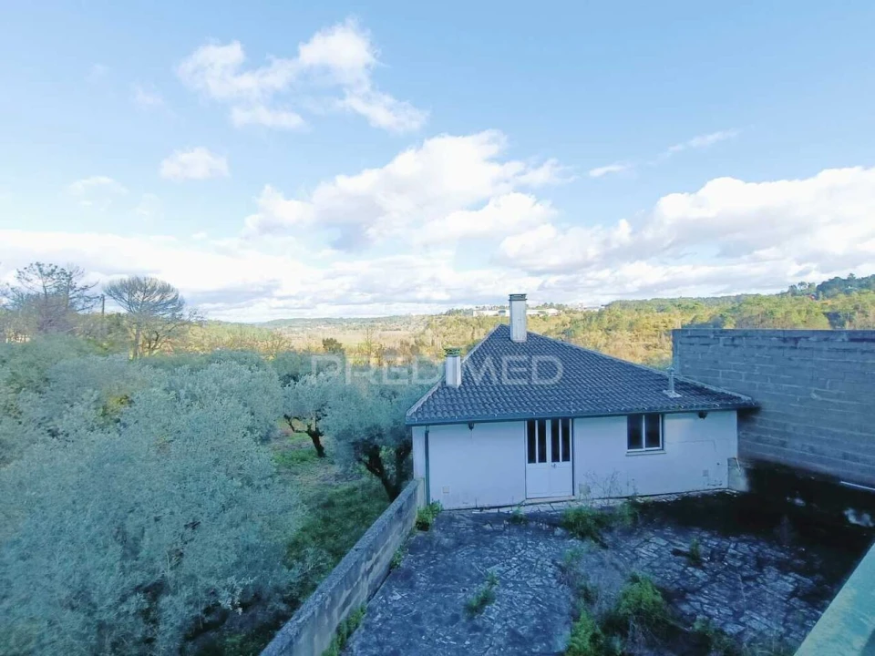 Moradia T9 para Venda em Gondemaria e Olival Foto 33