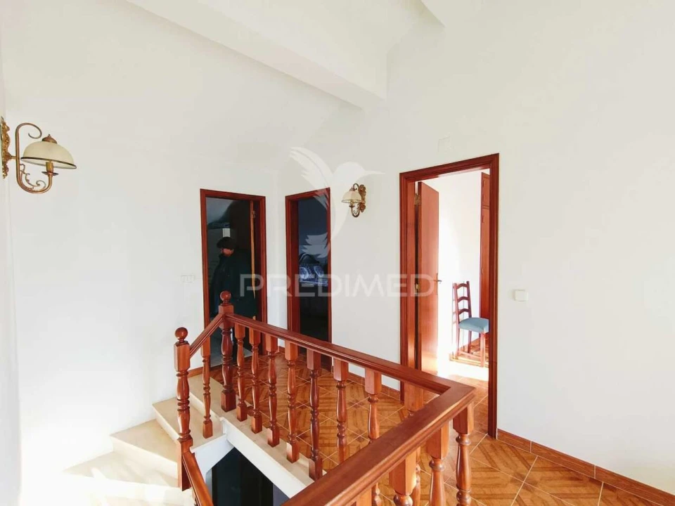 Moradia T9 para Venda em Gondemaria e Olival Foto 16