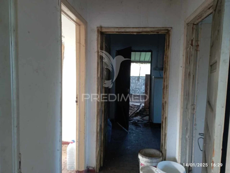 Moradia T3 para Venda em Rio de Couros e Casal dos Bernardos Foto 9