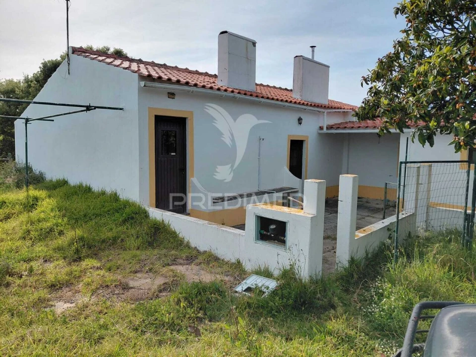 Quinta T3 para Venda em Santiago do Cacém, Santa Cruz e São Bartolomeu da Serra Foto 1