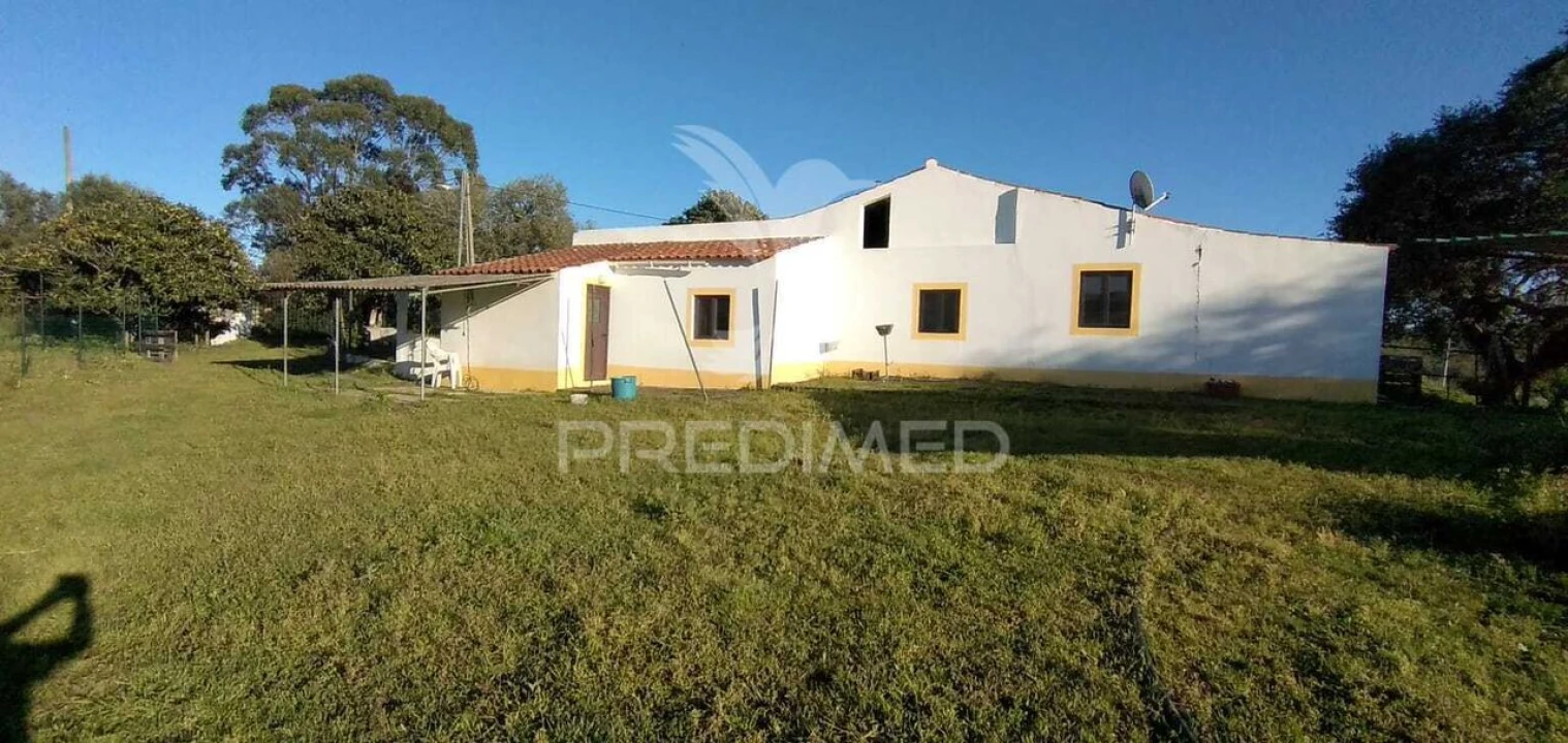 Quinta T2 para Venda em Santiago do Cacém, Santa Cruz e São Bartolomeu da Serra Foto 1