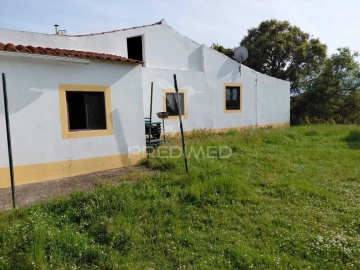 Quinta T3 para Venda em Santiago do Cacém, Santa Cruz e São Bartolomeu da Serra