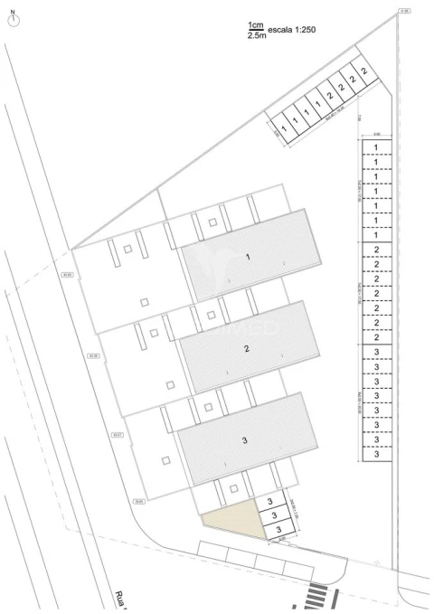 Armazém para Arrendamento em Santo Antão e São Julião do Tojal