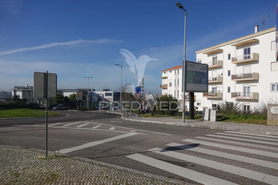 Garagem para Venda em Abrantes (São Vicente e São João) e Alferrarede Foto 2