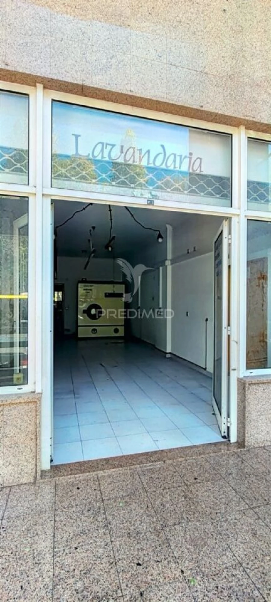 Loja para Venda em Queluz e Belas Foto 2