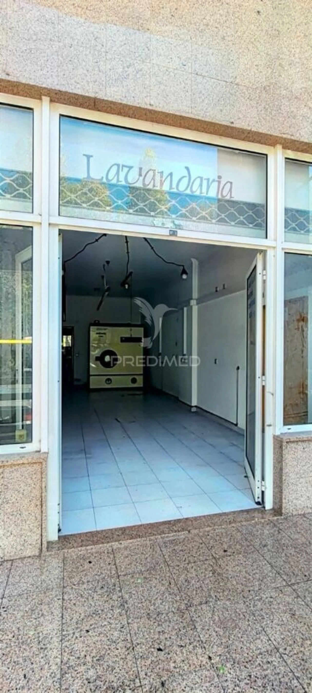 Loja para Venda em Queluz e Belas Foto 2