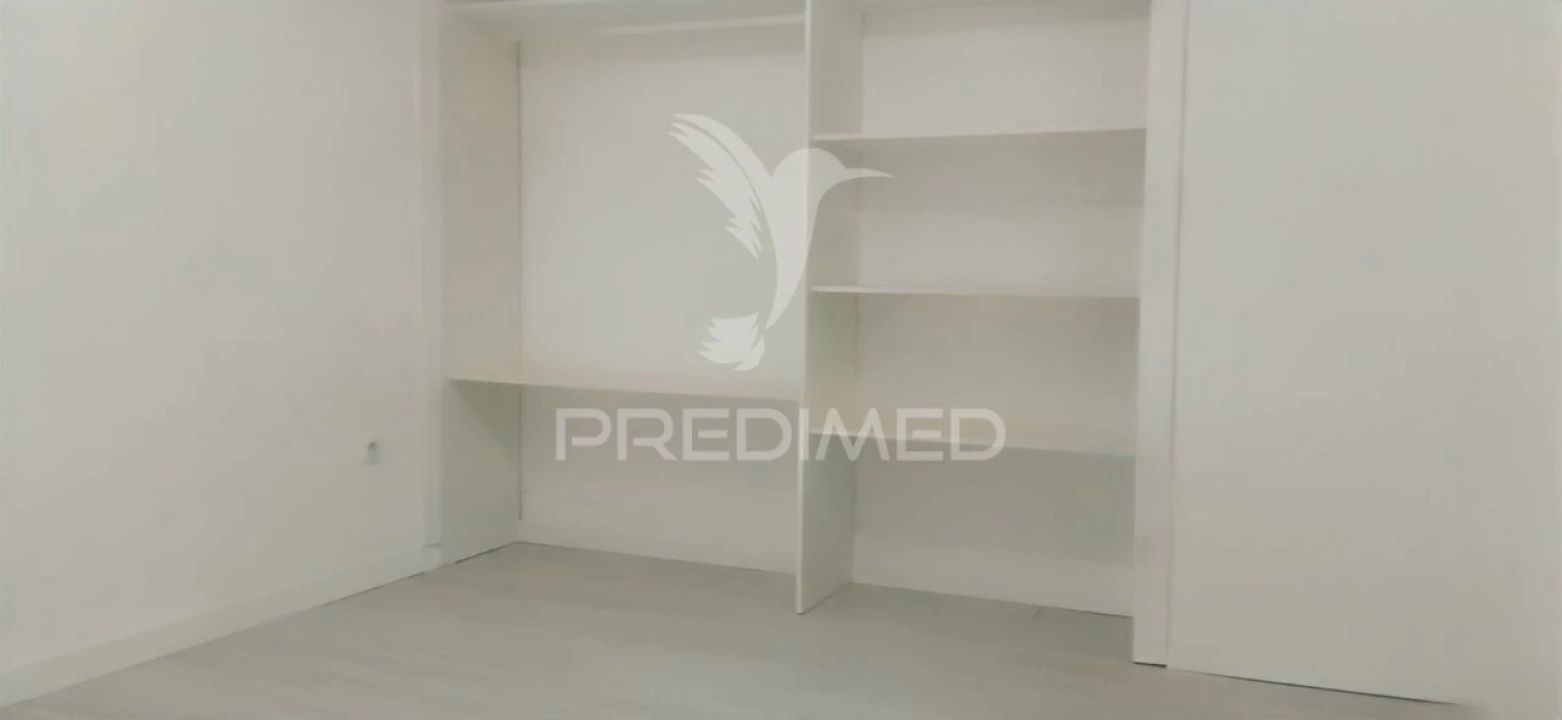 Loja para Venda em Laranjeiro e Feijó Foto 7